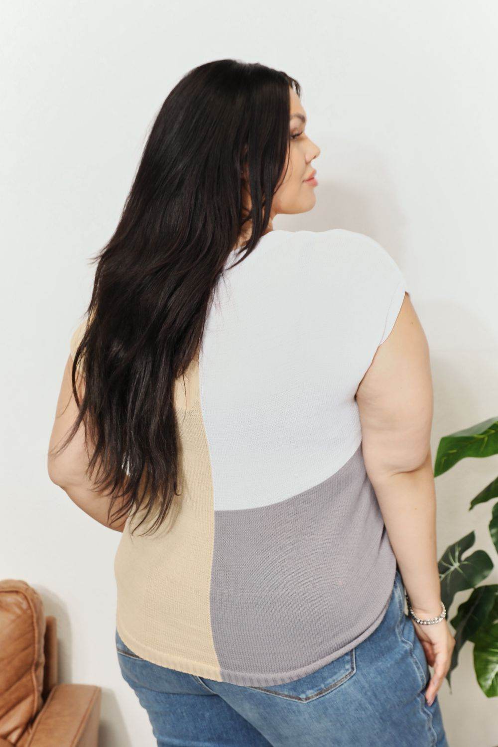 Color Block V-Neck Knit Top - Purcell's Clothing Company