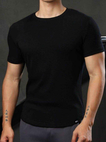 Black cotton round neck short sleeve T-shirt with stretchy fabric and basic style