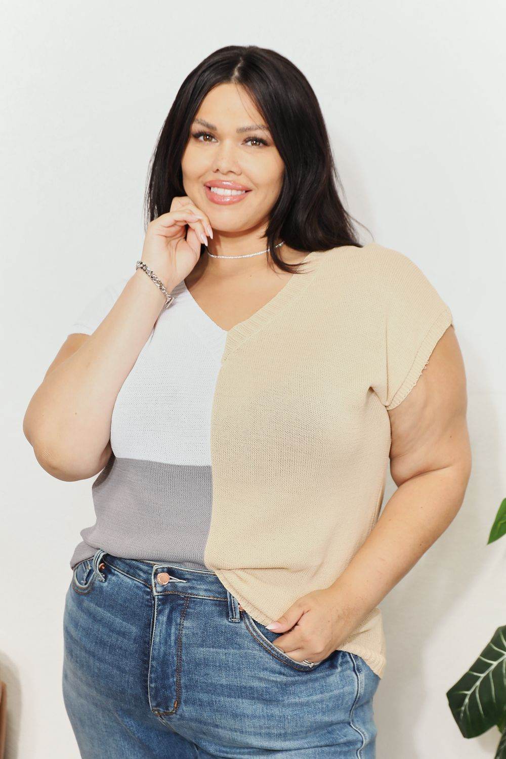 Color Block V-Neck Knit Top - Purcell's Clothing Company