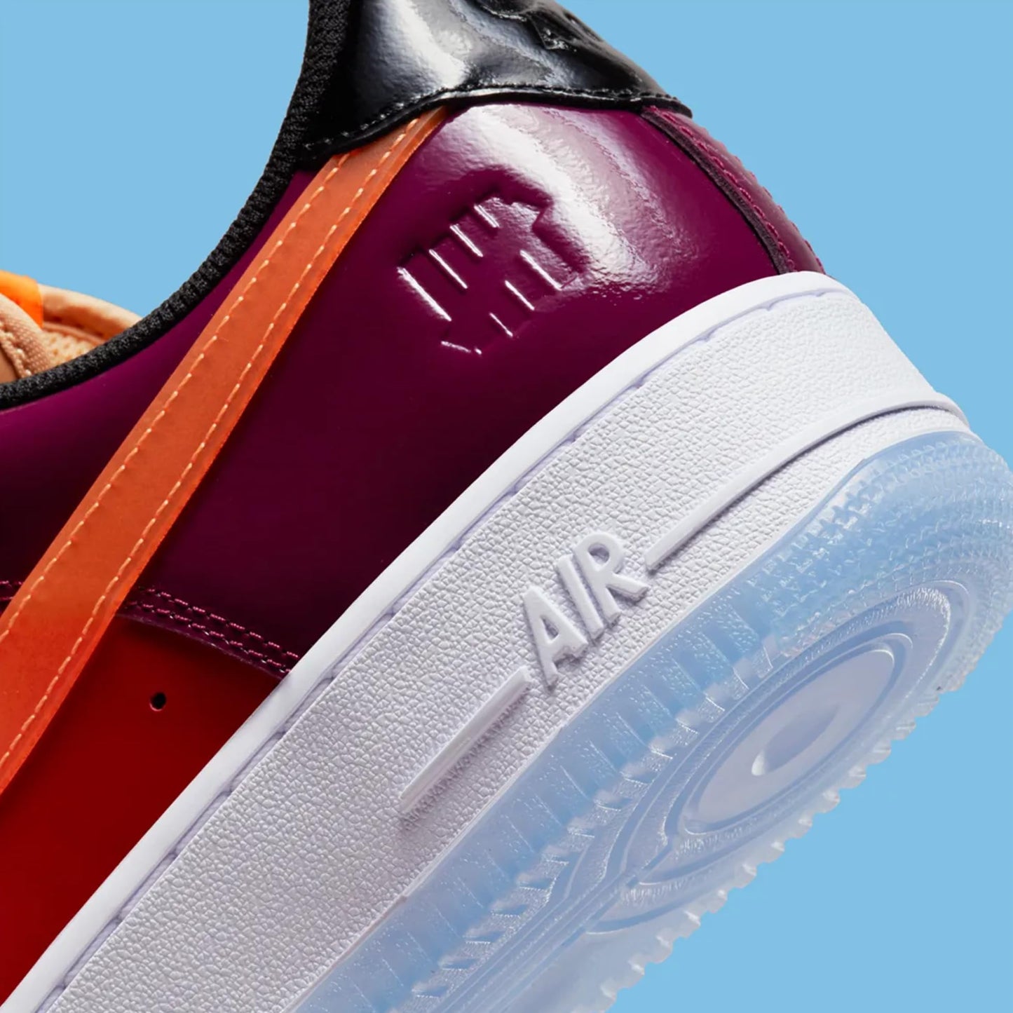 NIKE Versatile Sneakers