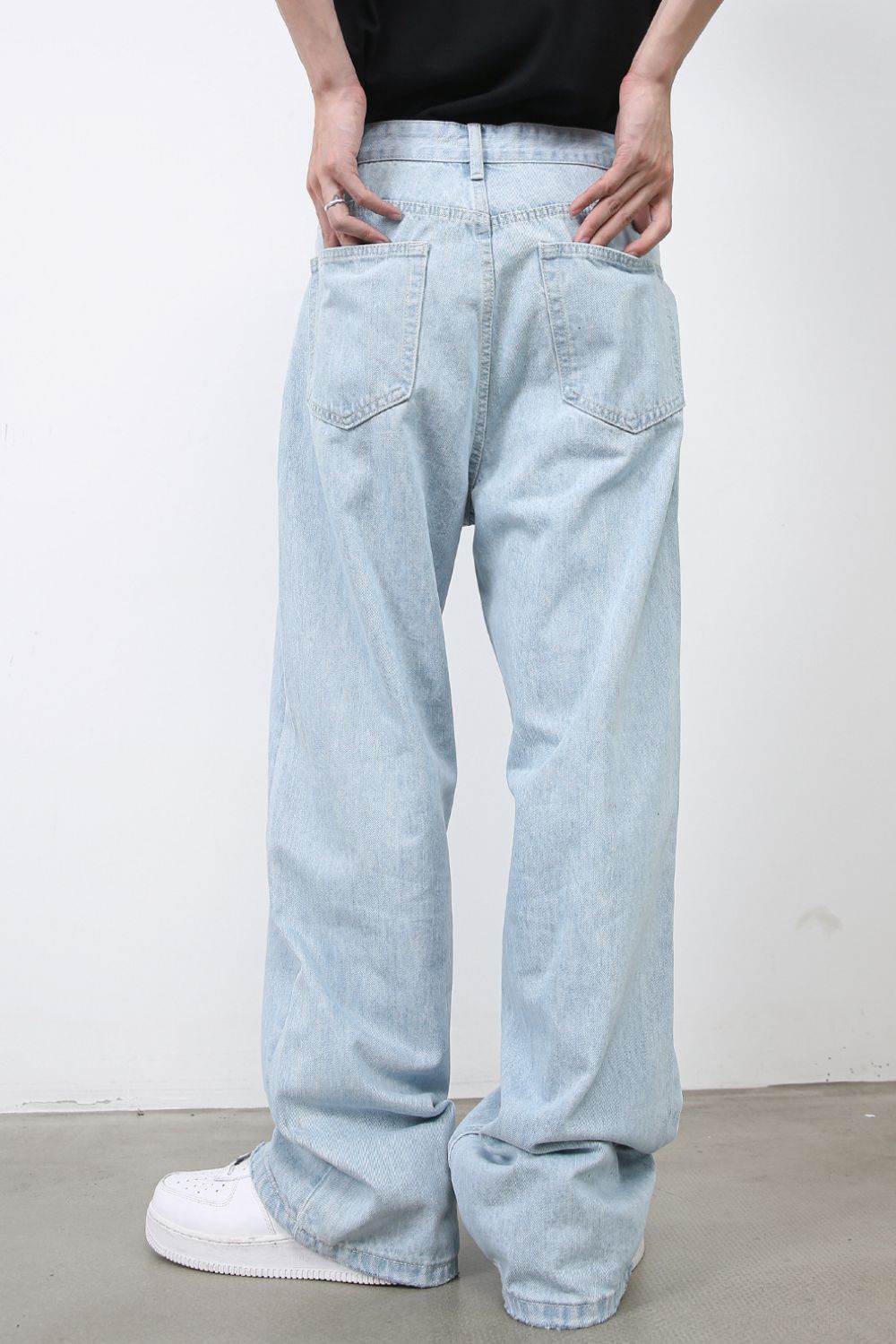 Men's Loose Fit Jeans with Pockets - Purcell's Clothing Company