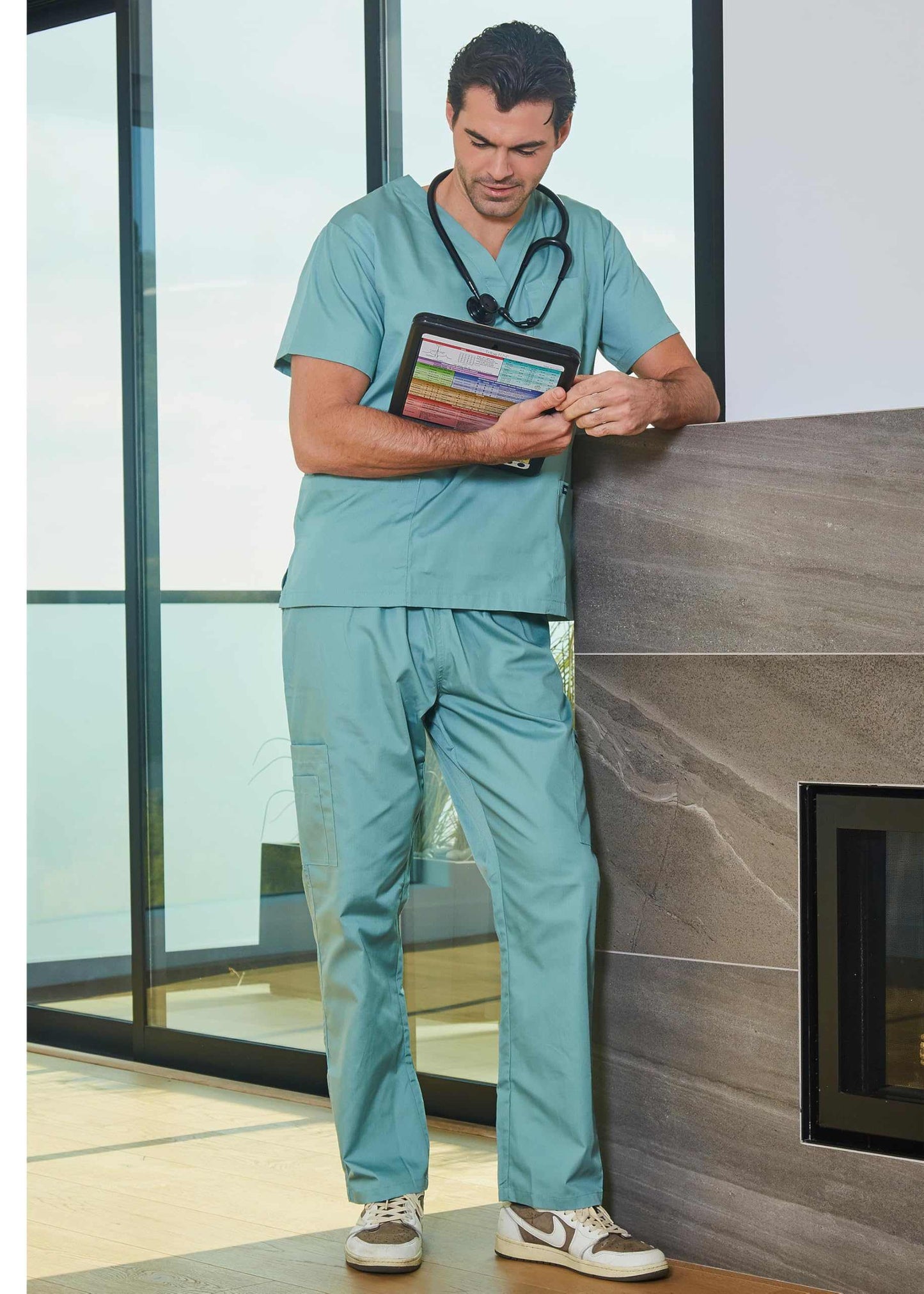 Dagacci Scrub Set